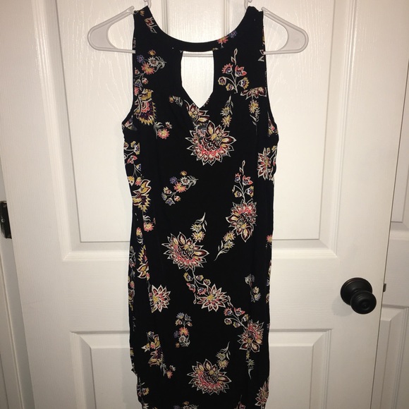 Like new sleeveless Old Navy Dress - Picture 3 of 3